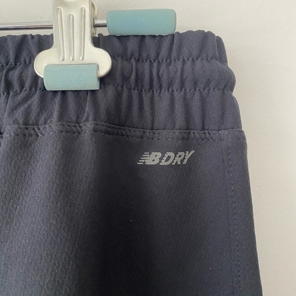 New Balance DryFit Joggers - Picture 4 of 5